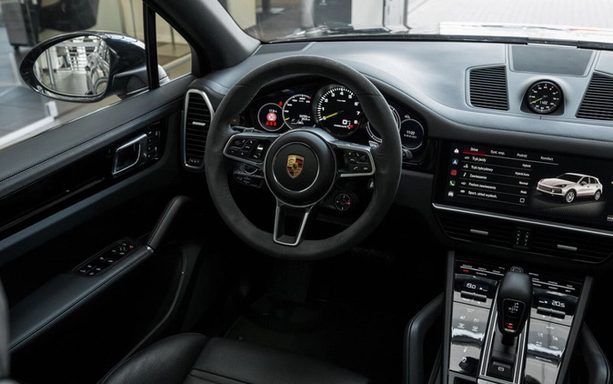 Porsche Cayenne cena 449900 przebieg: 33748, rok produkcji 2022 z Sulęcin małe 232